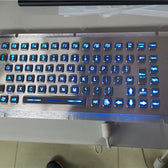 D-8605-BG IP65 103 tuşlu aydınlatmalı trackball'lu metal klavye